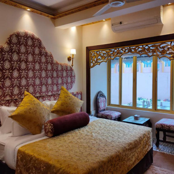 Hotel Neeraj Heritage Hotel Ganges